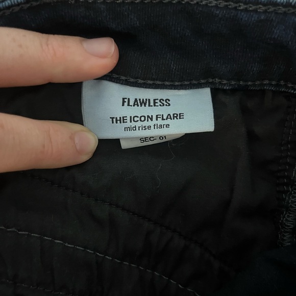 Joes Flared Jeans - Picture 3 of 3